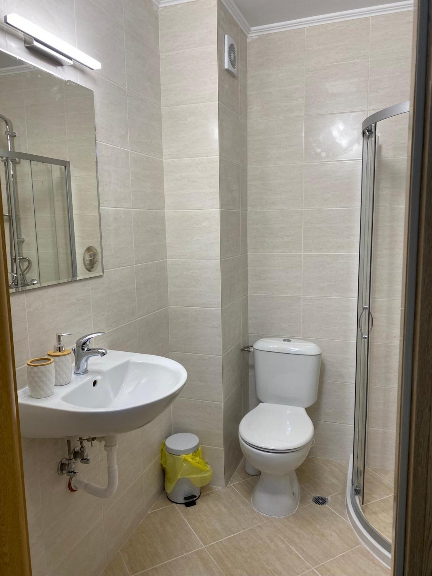 פומורי Apartamenti Eli מראה חיצוני תמונה