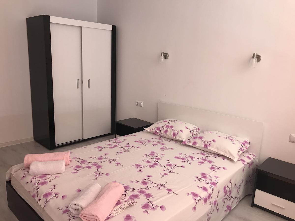 פומורי Apartamenti Eli מראה חיצוני תמונה