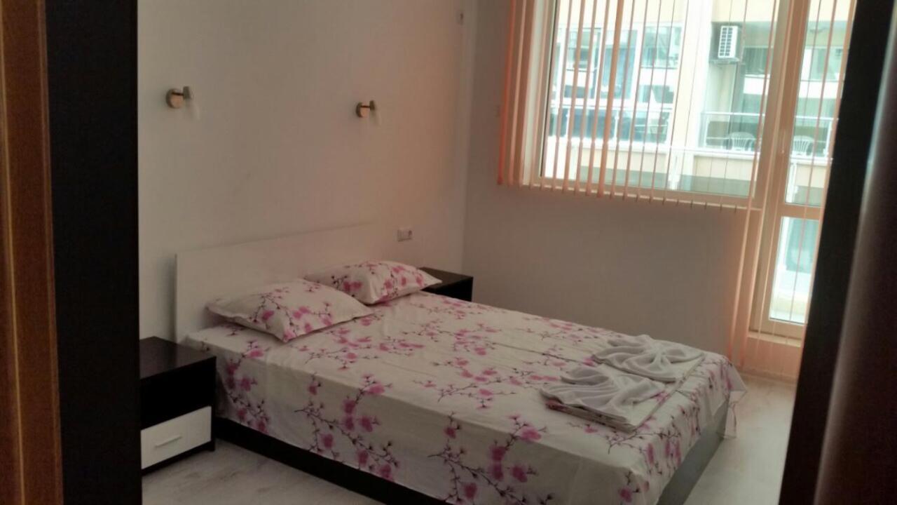 פומורי Apartamenti Eli מראה חיצוני תמונה