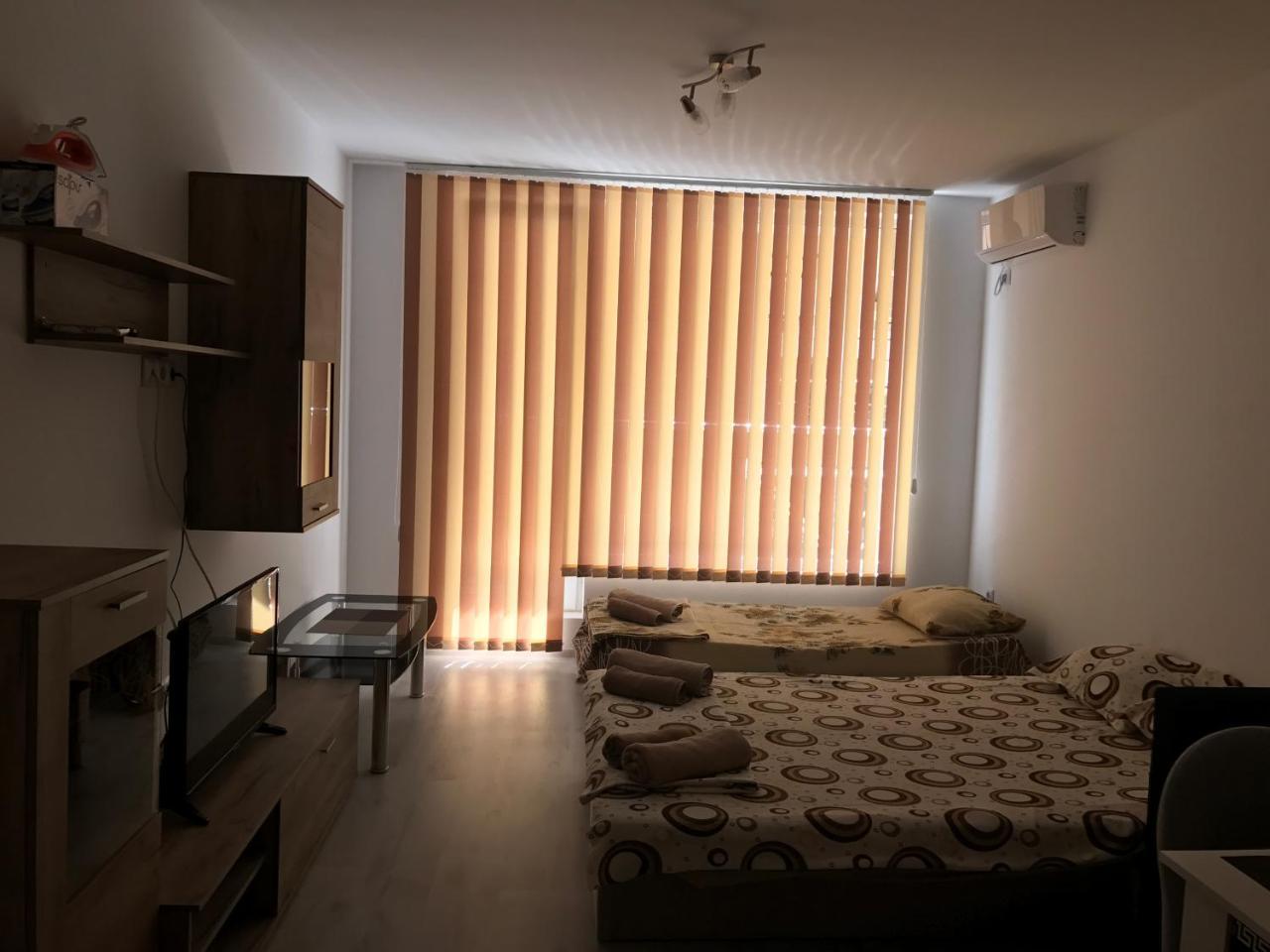 פומורי Apartamenti Eli מראה חיצוני תמונה